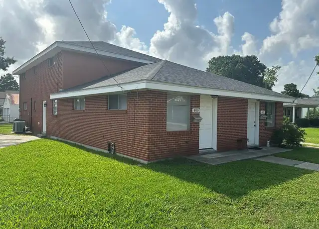 Property at 400 Phosphor Ave, Metairie, LA, 70005, 3 beds, 2 baths, [object Object]