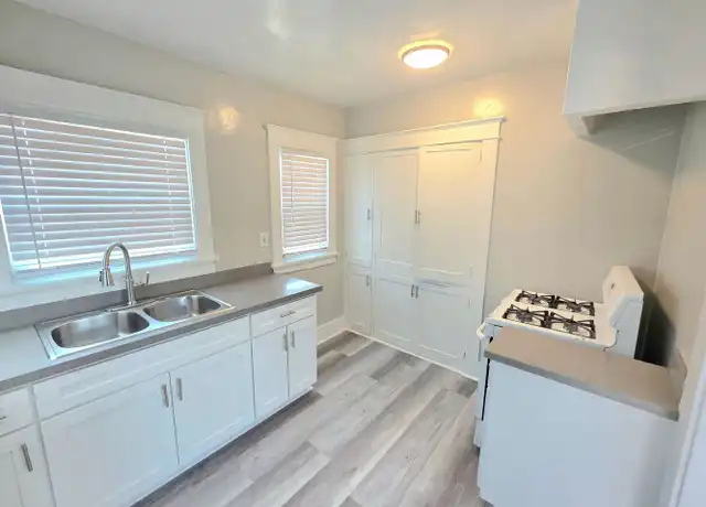 Property at 1557 Pine Ave Unit 15595, Long Beach, CA, 90813, 1 bed, 1 bath, [object Object]