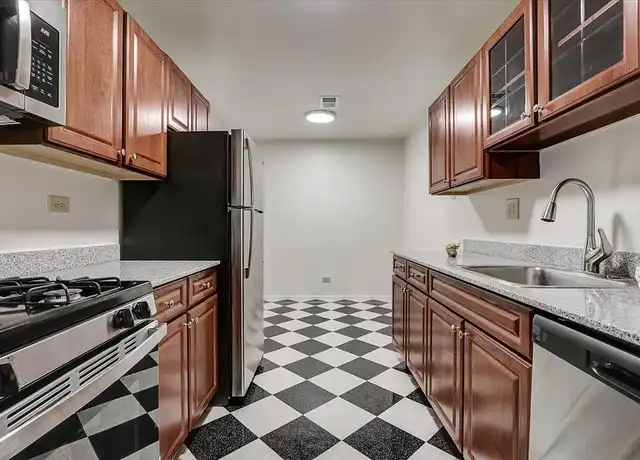 Property at Schaumburg- International Village - 1220 E Algonquin Rd, Schaumburg, IL, 60173, 1-3 bed, 1-2 bath, [object Object]