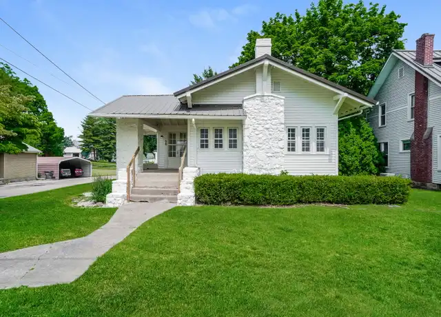 Property at 56 E Coshocton St, Johnstown, OH, 43031, 3 beds, 1 bath, [object Object]