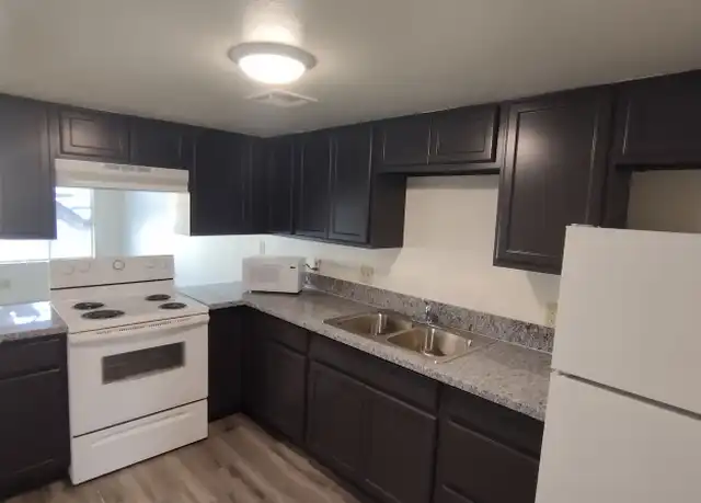 Property at 3605 Thomas Ave Unit 1, North Las Vegas, NV, 89030, 2 beds, 1 bath, [object Object]