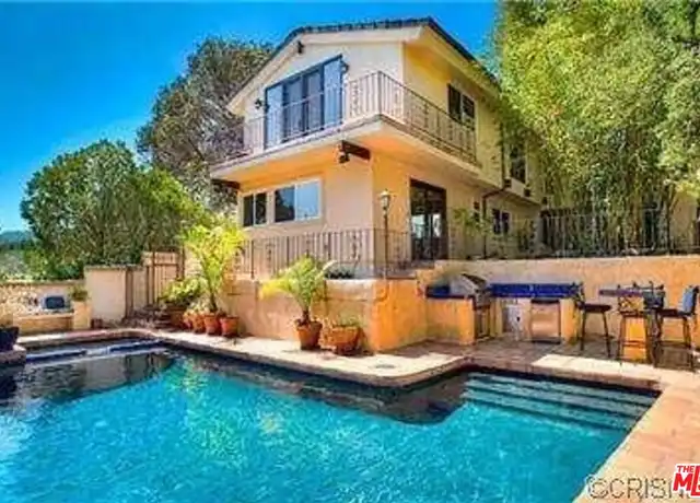 Property at 4557 Saltillo St, Woodland Hills, CA, 91364, 4 beds, 3.5 baths, [object Object]