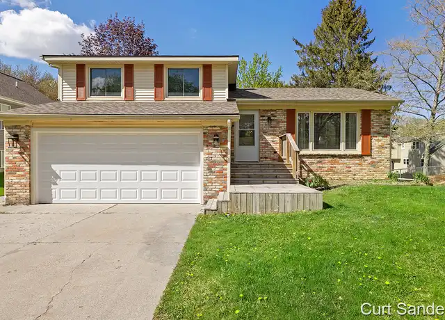 Property at 2513 Longmeadow St NW, Grand Rapids, MI, 49504, 3 beds, 1.5 baths, [object Object]