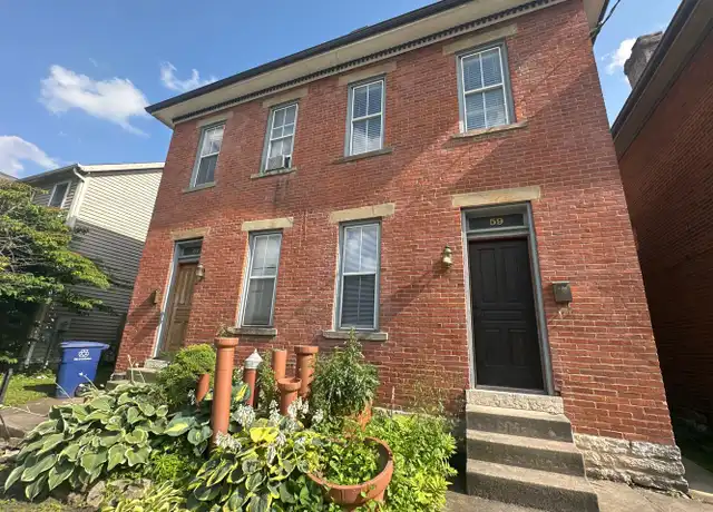 Property at 59-61 E Lincoln St Unit 59, Columbus, OH, 43215, 1 bed, 1.5 baths, [object Object]