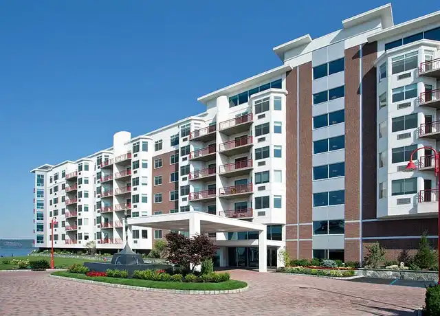 Property at Harbor Square - 1 Harbor Sq, Ossining, NY, 10562, 2 beds, 2-2.5 baths, [object Object]