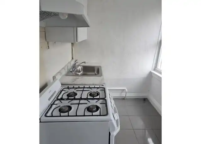 Property at 230 Lawrence Ave, Lawrence, NY, 11559, 2 beds, 1 bath, [object Object]