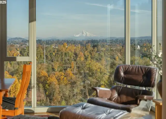 Property at 841 S Gaines St #1708, Portland, OR, 97239, 2 beds, 2.5 baths, [object Object]