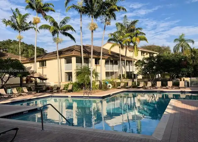 Property at 1104 Glenmoor Dr #1104, West Palm Beach, FL, 33409, 1 bed, 1 bath, [object Object]