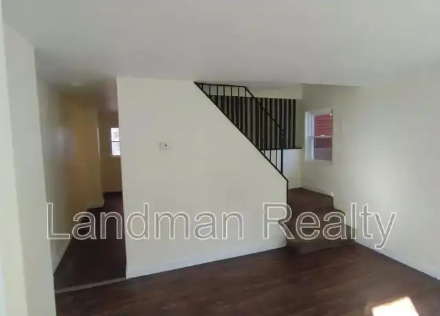Property at 311-313 Highland Ave, Pitcairn, PA, 15140, 3 beds, 1 bath, [object Object]