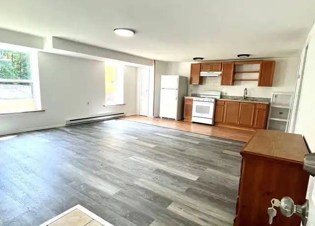 Property at 161 White Sulphur Rd Unit 4, Swan Lake, NY, 12783, 1 bed, 1 bath, [object Object]