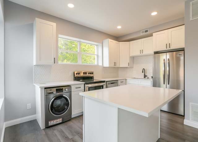 Photo of 143 Sherman Ave, Columbus, OH 43205
