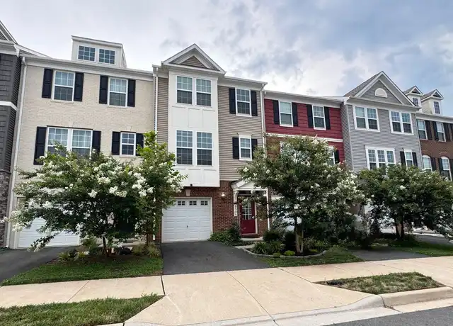 Property at 8505 Craggan Ln, Manassas, VA, 20109, 3 beds, 3.5 baths, [object Object]