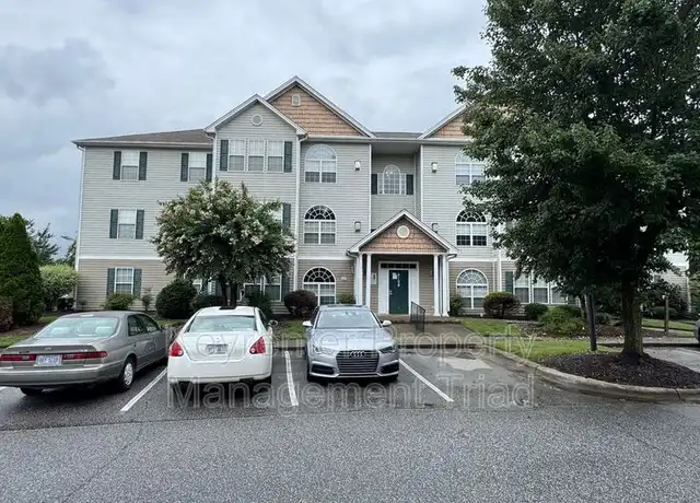 Property at 6109 Hedgecock Cir Unit 3D, High Point, NC, 27265, 2 beds, 2 baths, [object Object]