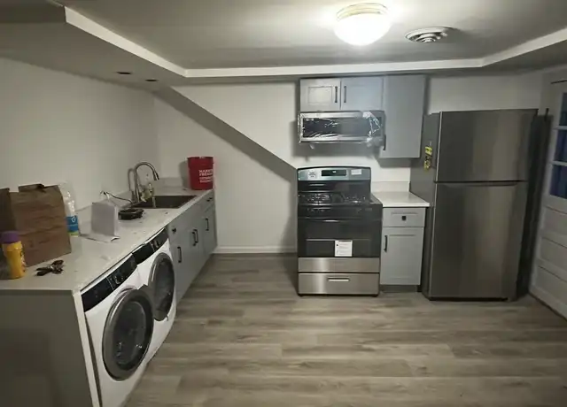 Property at 685 Washington Ave Unit 3, Albany, NY, 12206, 1 bed, 1 bath, [object Object]
