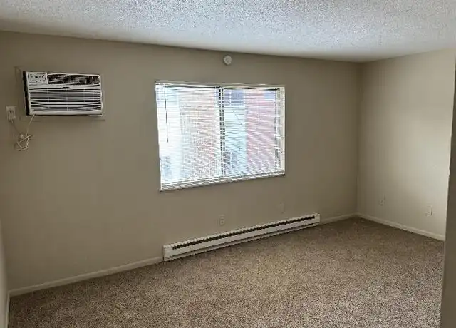 Property at 916 S Byrne Rd, Toledo, OH, 43609, 1 bed, 1 bath, [object Object]