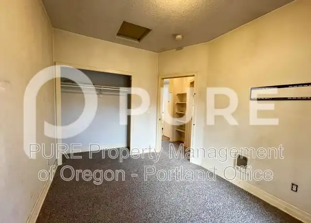 Property at 1127 SE Stephens St Unit 3, Portland, OR, 97214, 2 beds, 1 bath, [object Object]