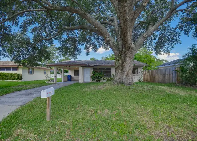 Property at 2710 Marshall Dr, Sarasota, FL, 34239, 2 beds, 1 bath, [object Object]