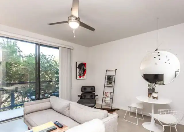 Property at 623 Hemisfair Blvd Unit 211, San Antonio, TX, 78205, 1 bed, 1 bath, [object Object]
