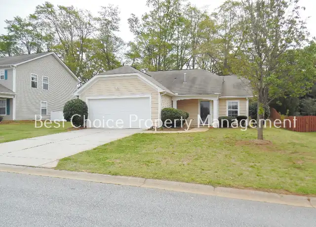 Property at 432 Standing Rock Dr, Boiling Springs, SC, 29316, 3 beds, 2 baths, [object Object]