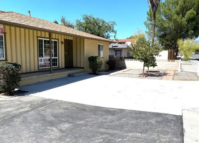 Property at 946 Park Ave, Calimesa, CA, 92320, 3 beds, 2 baths, [object Object]