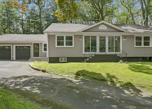 Property at 240 Great Plain Rd, Danbury, CT, 06811, 3 beds, 2 baths, [object Object]