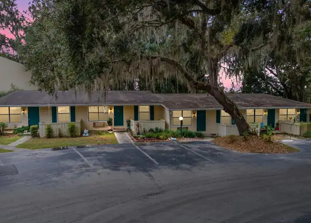 Property at 2490 SW 14th Dr #21, Gainesville, FL, 32608, 1 bed, 1 bath, [object Object]