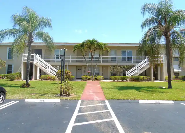 Property at 309 Circle Dr S #204, Boynton Beach, FL, 33435, 1 bed, 1.5 baths, [object Object]