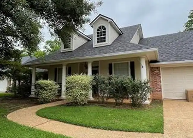 Property at 1710 Wales Ln, Bossier City, LA, 71111, 4 beds, 2 baths, [object Object]