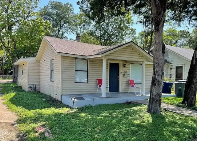 Property at 1150 S Waverly Dr, Dallas, TX, 75208, 2 beds, 1 bath, [object Object]