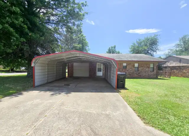 Property at 1218 Whispering Glen St, Tecumseh, OK, 74873, 3 beds, 1.5 baths, [object Object]