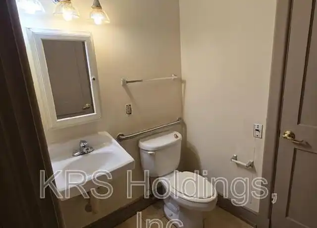 Property at 633 W Washington St Unit 102, Petersburg, VA, 23803, 1 bed, 1 bath, [object Object]