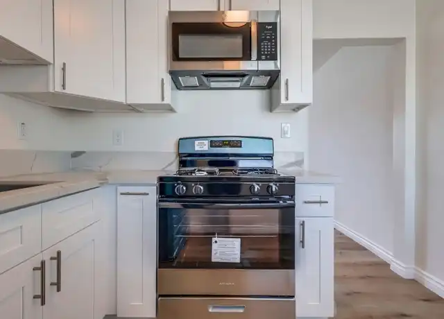 Property at 3636 W Imperial Hwy, Inglewood, CA, 90303, 1 bed, 1 bath, [object Object]