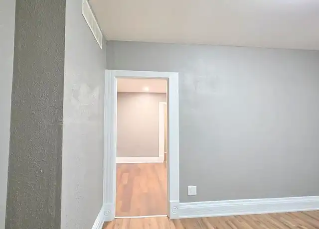 Property at 443 N East St, Tipton, IN, 46072, 1 bed, 1 bath, [object Object]
