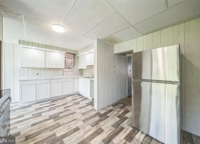 Property at 134 W Spruce St, Tamaqua, PA, 18252, 3 beds, 1 bath, [object Object]