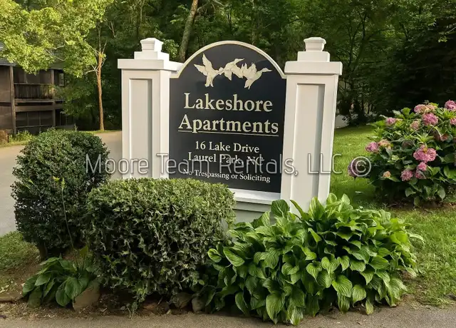 Property at 16 Lake Dr Unit 14, Laurel Park, NC, 28739, 1 bed, 1 bath, [object Object]