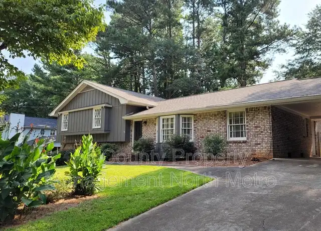 Property at 777 Foxcroft Cir SE, Marietta, GA, 30067, 3 beds, 2 baths, [object Object]