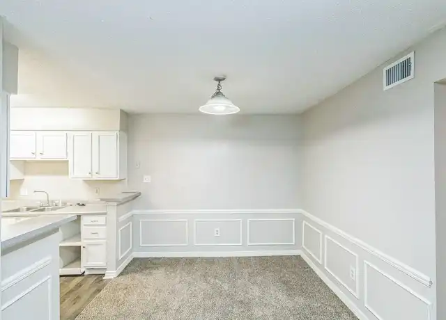 Property at Hampton House - 601 Northpointe Pkwy, Jackson, MS, 39211, 1-2 bed, 1-2 bath, [object Object]
