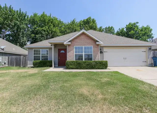 Property at 3002 SW Wentworth Ave, Bentonville, AR, 72713, 4 beds, 2 baths, [object Object]