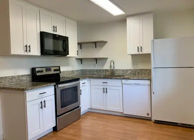 Property at S1905 - 1905 E Mill Plain Blvd, Vancouver, WA, 98661, 2 beds, 1 bath, [object Object]