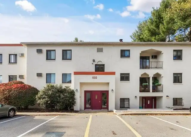 Property at 100 Fellsview Ter #106, Stoneham, MA, 02180, 2 beds, 1.5 baths, [object Object]