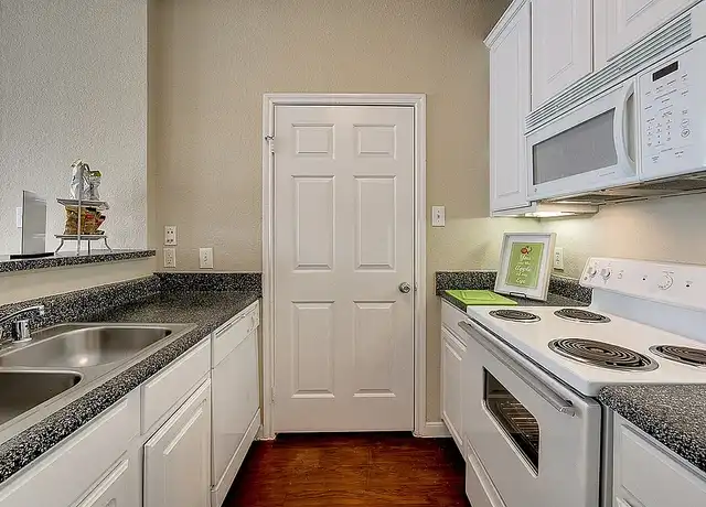 Property at Stonebriar of Frisco - 5200 Town and Country Blvd, Frisco, TX, 75034, 1 bed, 1 bath, [object Object]