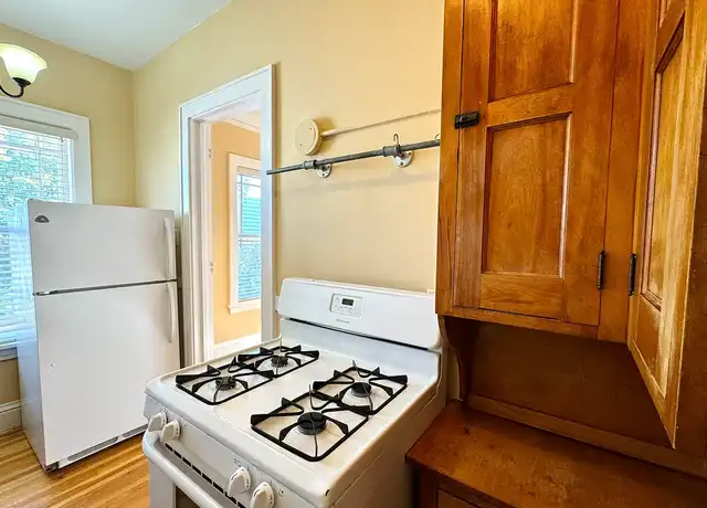Property at 2545 Garfield Ave, Minneapolis, MN, 55405, 0-1 beds, 1 bath, [object Object]