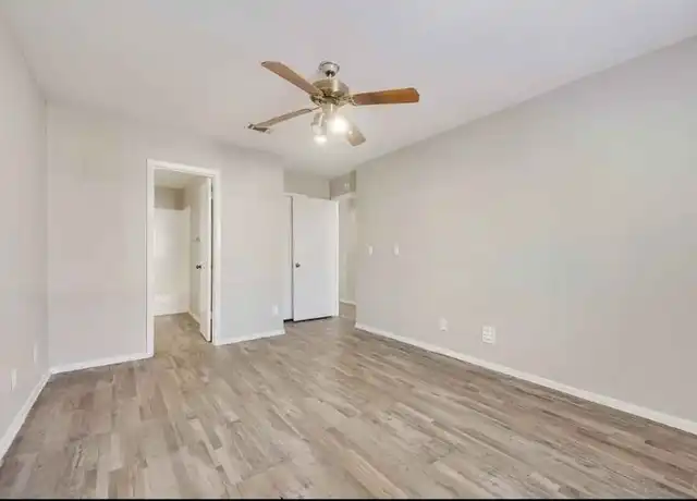 Property at 1119 Park Vista Dr Unit 504, Arlington, TX, 76012, 2 beds, 2 baths, [object Object]