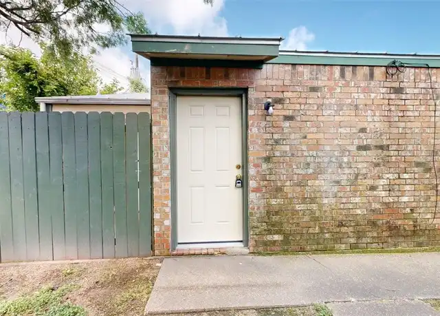 Property at 725 Peppertree Dr Unit 27, Bryan, TX, 77801, 1 bed, 1 bath, [object Object]