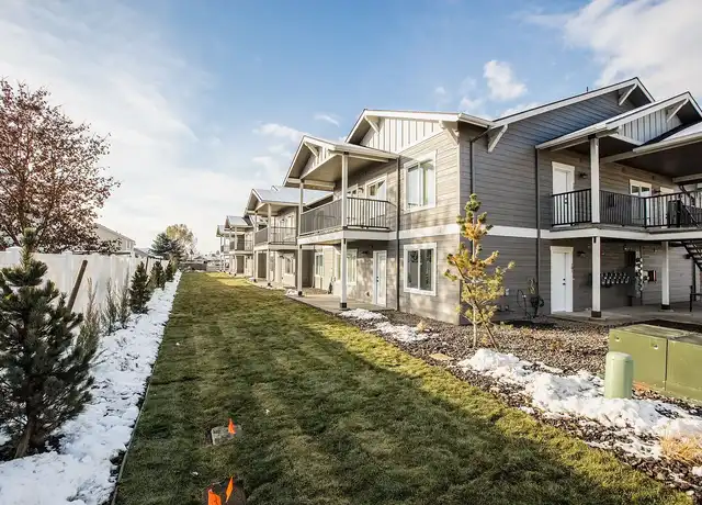 Property at Canfield Lodge - 380 E Kathleen Ave, Coeur D Alene, ID, 83815, 2 beds, 2 baths, [object Object]