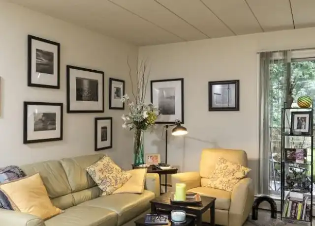 Property at 4310 Miller Rd, Wilmington, DE, 19802, 2 beds, 2 baths, [object Object]