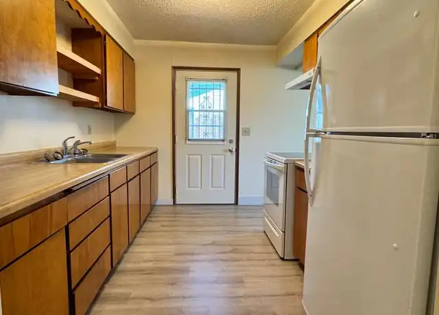 Property at 1606 S 1st Ave Unit 1, Yakima, WA, 98902, 2 beds, 1 bath, [object Object]
