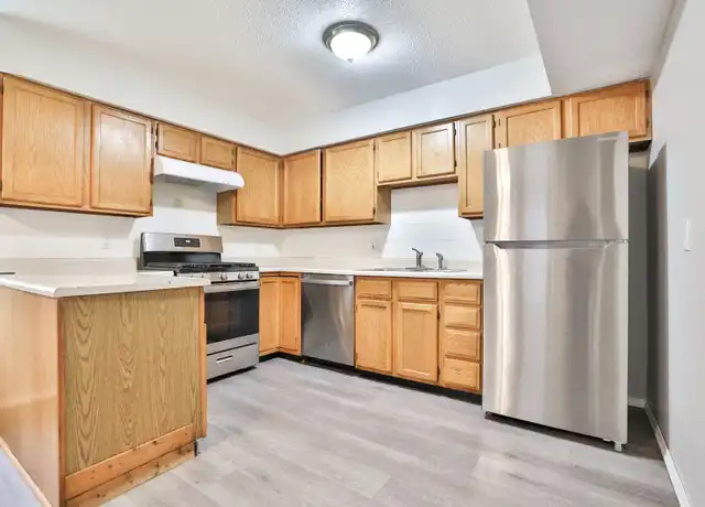 Property at 1400 Chancellor Dr, Edwardsville, IL, 62025, 3 beds, 1.5 baths, [object Object]