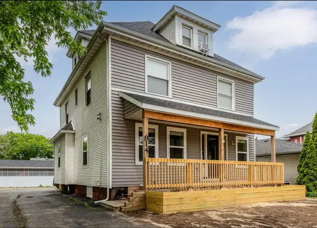 Property at 914 Main St Unit 1, St Joseph, MI, 49085, 3 beds, 2 baths, [object Object]