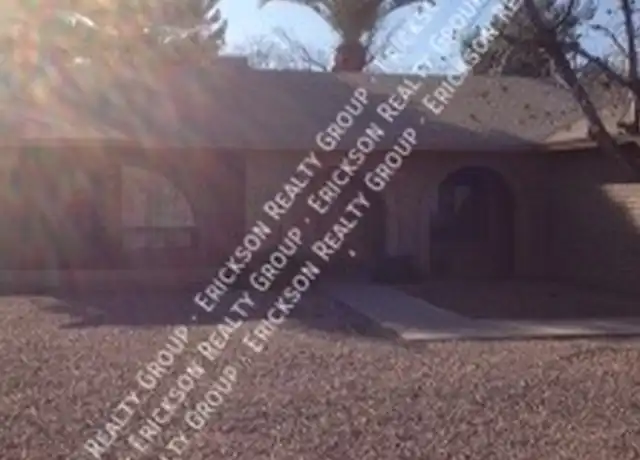 Property at 923 W Posada Ave, Mesa, AZ, 85210, 3 beds, 2 baths, [object Object]